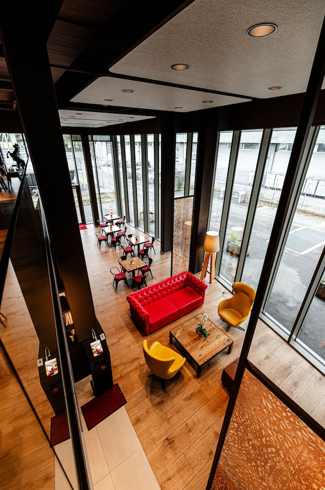 Los Lorentes Residences 32/50
