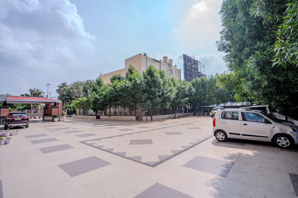 Hotel Lucky India 19/25