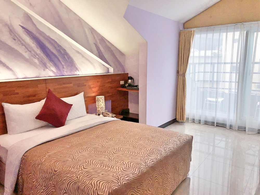 Tranquil Sea Hotel 22/46