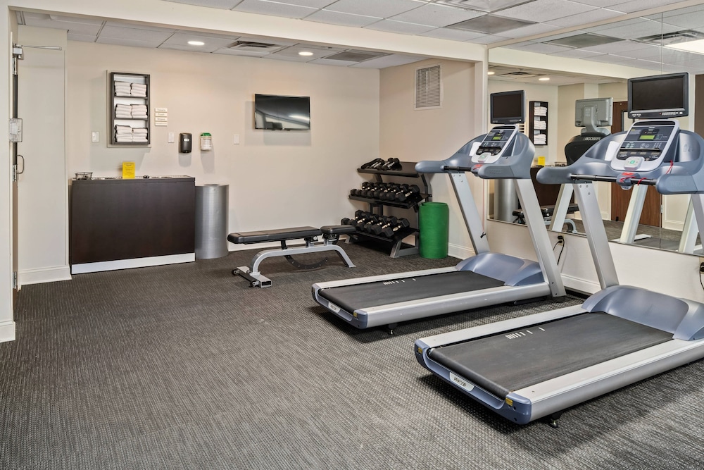Courtyard By Marriott Naples 25/50