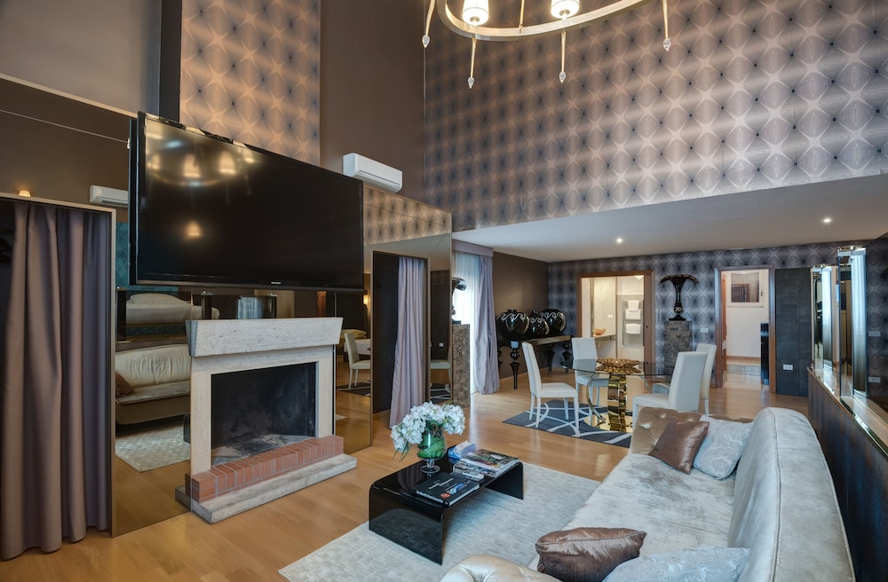 Penthouse Suite Rome 23/34