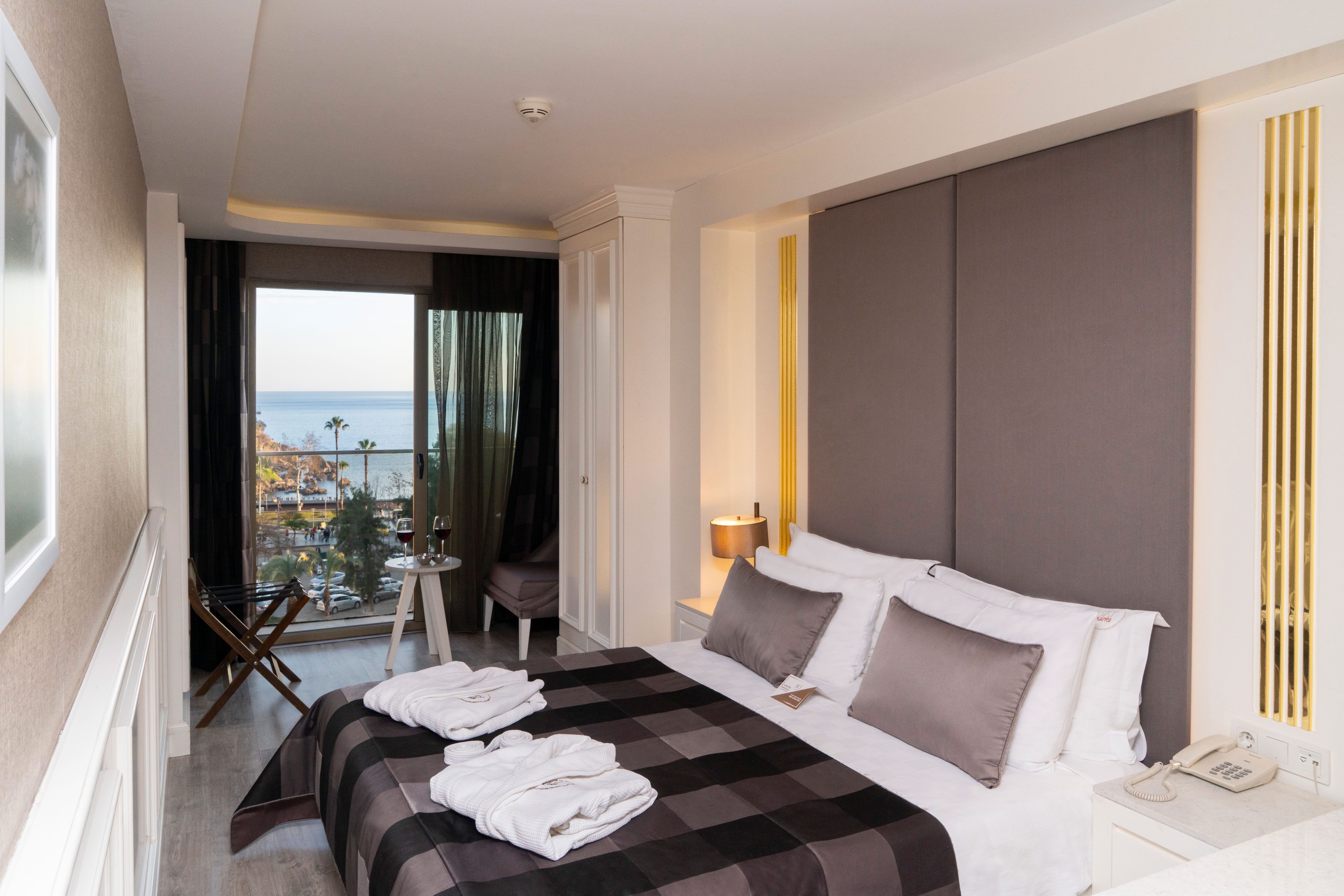 Room, Single, Sea View