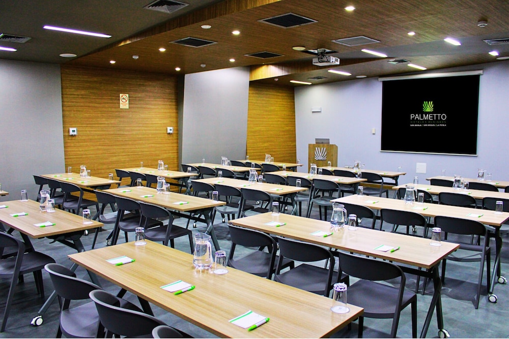 Palmetto Hotel Business San Borja 62/70