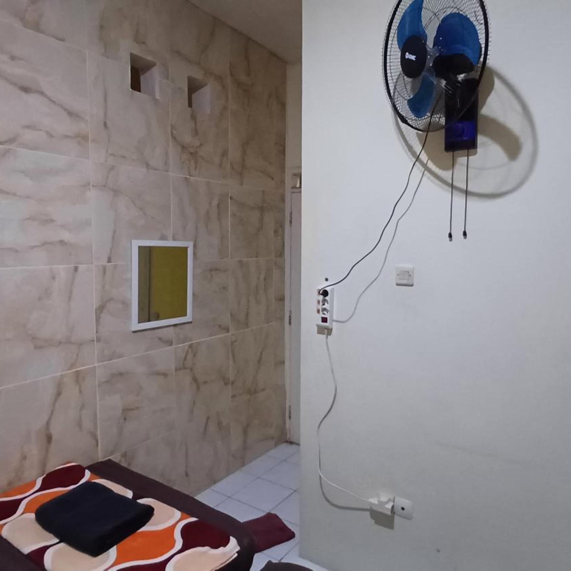 SPOT ON 3988 Kost Carmelia Baranangsiang Syariah 44/45