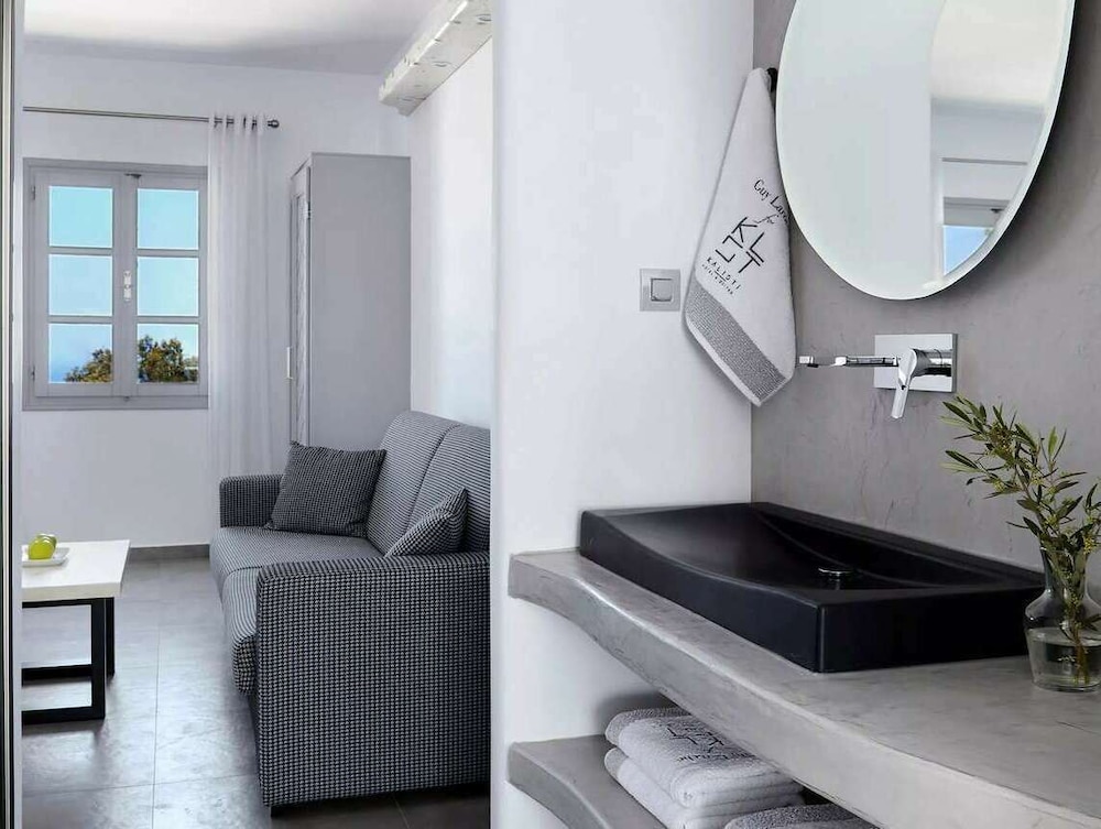 Kalisti Hotel And Suites 51/72
