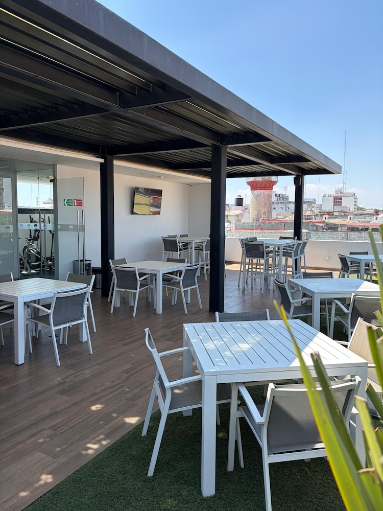 Hotel Nube 24/27