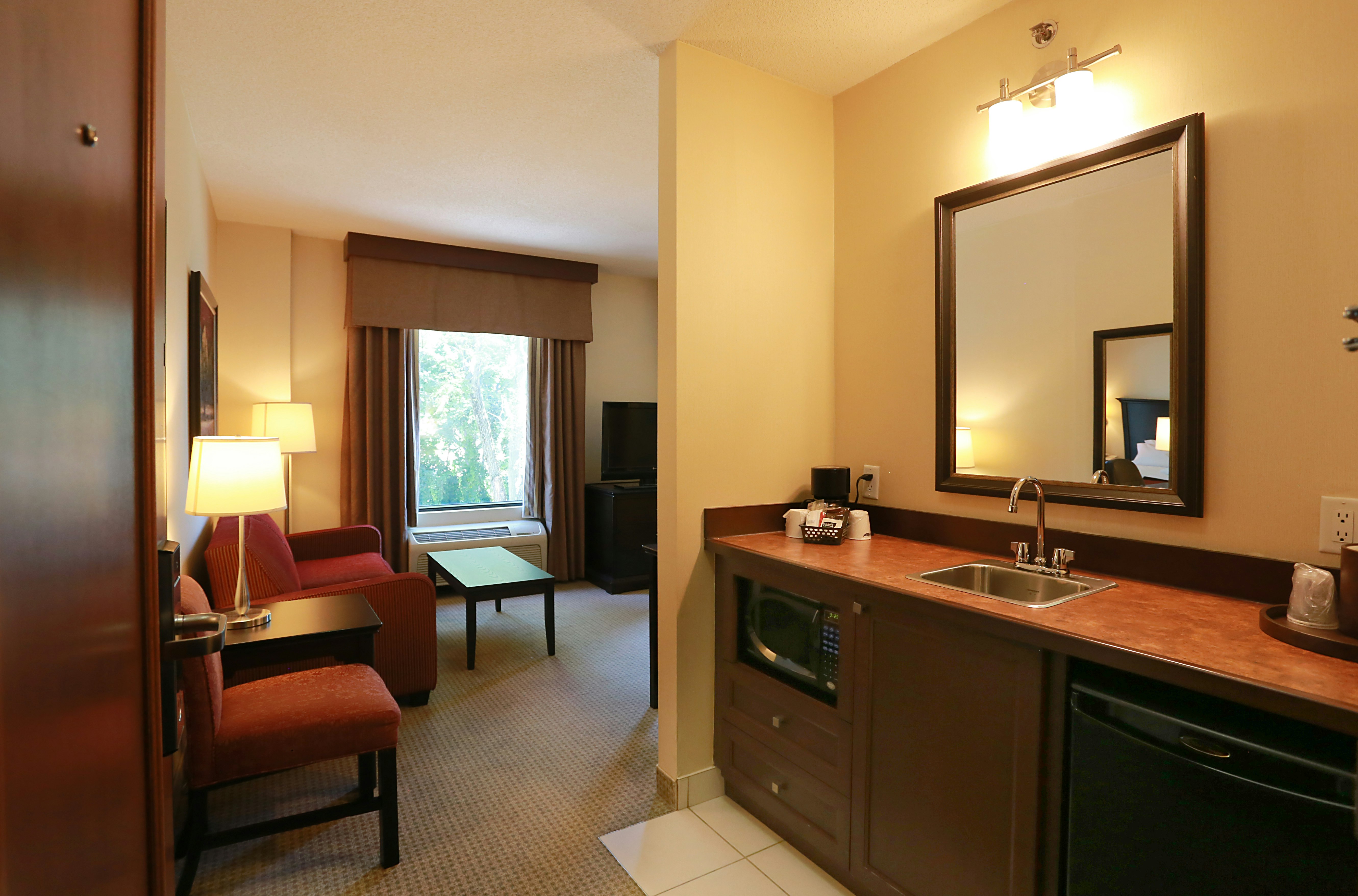 Hampton Inn and Suites by Hilton Laval 71/71