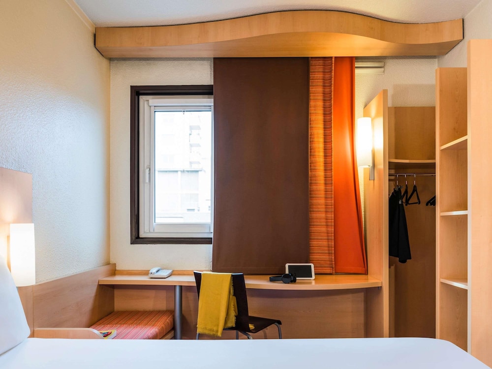 Ibis Paris Pont De Suresnes 58/58