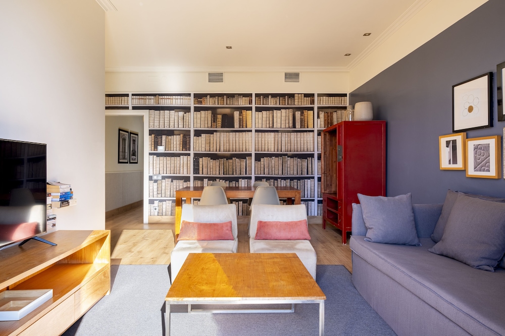 Apartments Sixtyfour 44/72