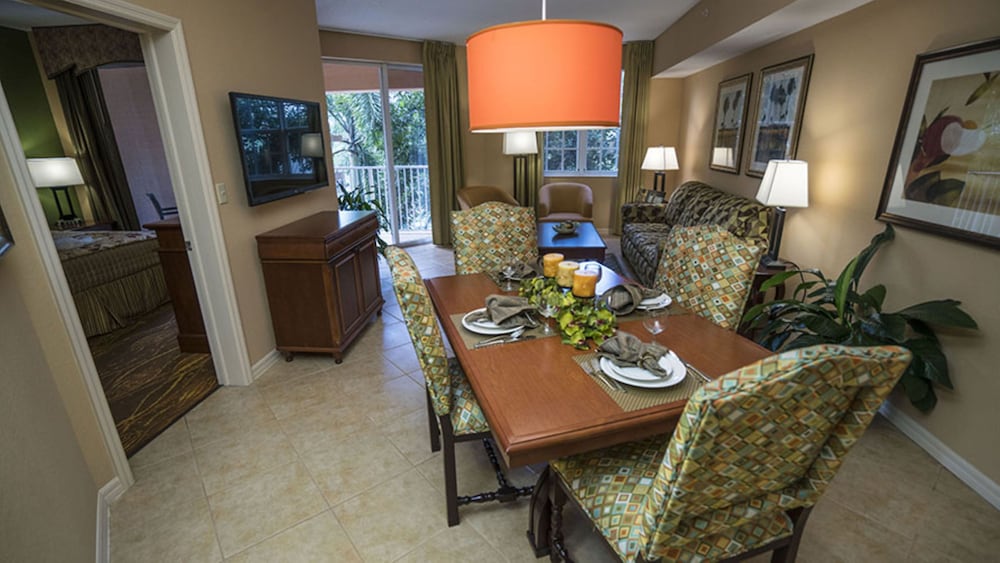 Mizner Place At Weston Town Center 41/69