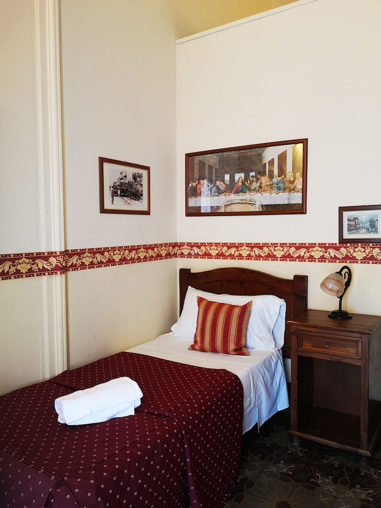 Hotel Valentino 16/46