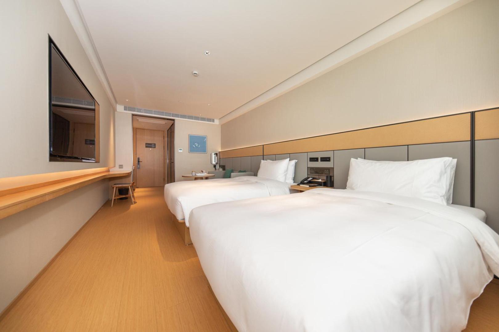 JI Hotel (Shanghai Caohejing Hongcao Road) 17/34
