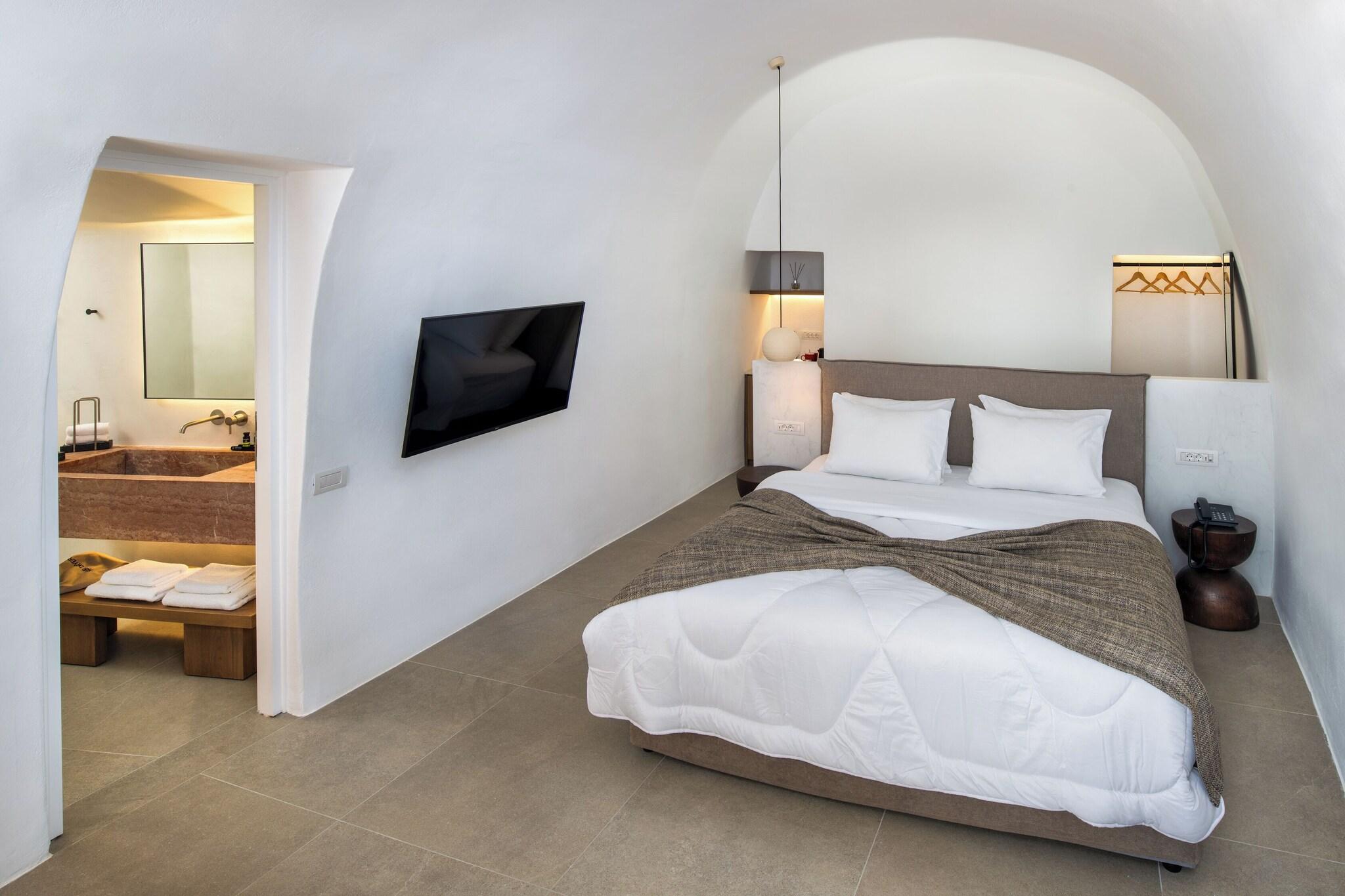 Cave, with View، Ira Hotel Spa 2/6