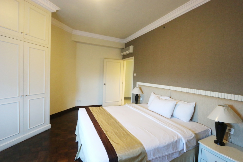 Java Paragon Hotel And Residences 15/76