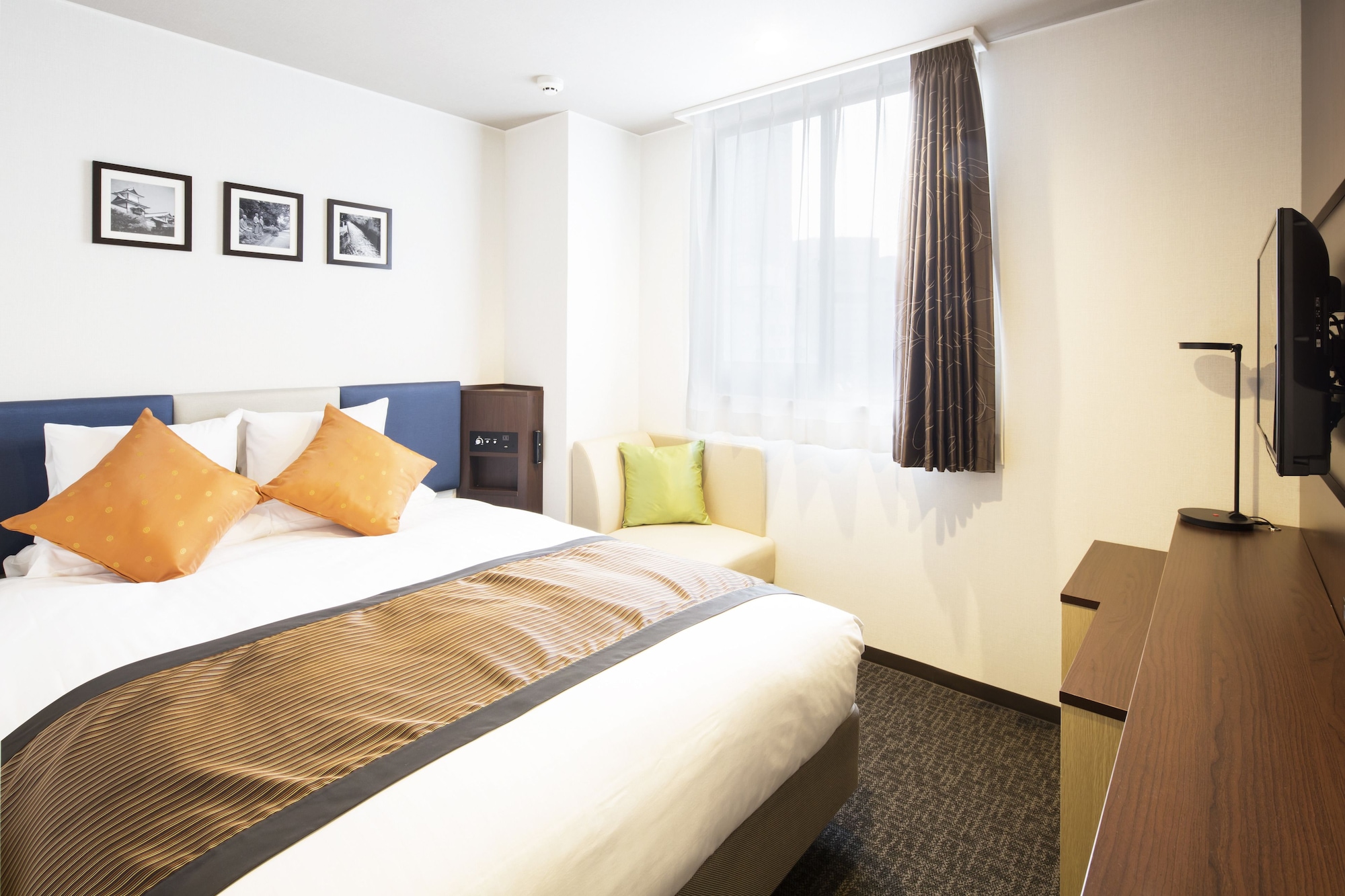 RENOVATED, STANDARD, DOUBLE BED