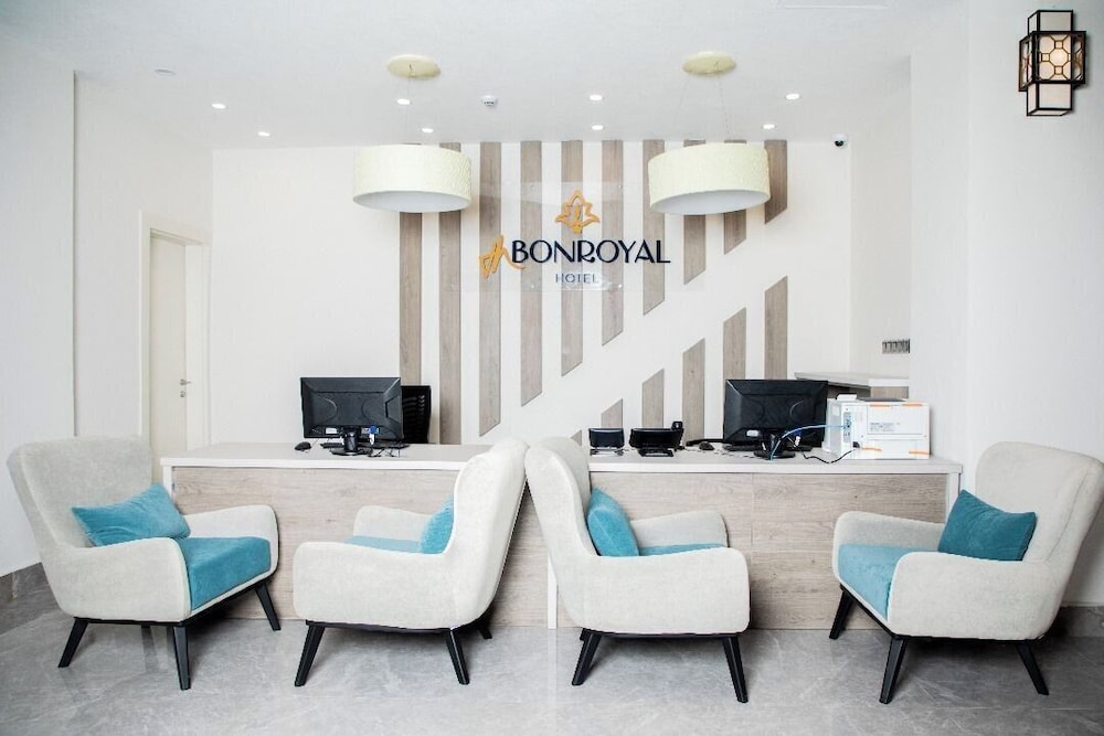 TH BonRoyal Hotel 38/56