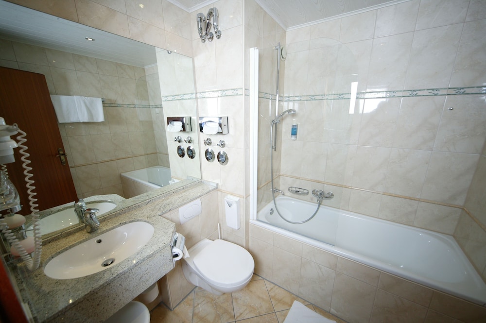 Graf Eberhard Hotel 14/70