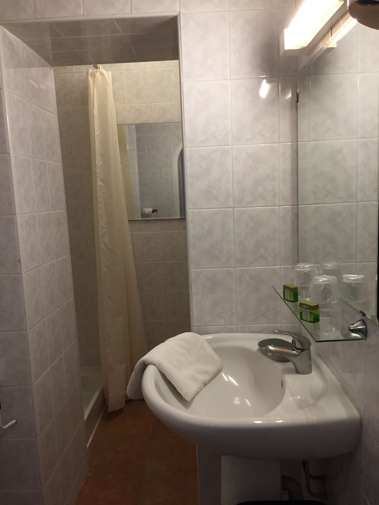 HOSTELLERIE DE LA SOURCE 21/49