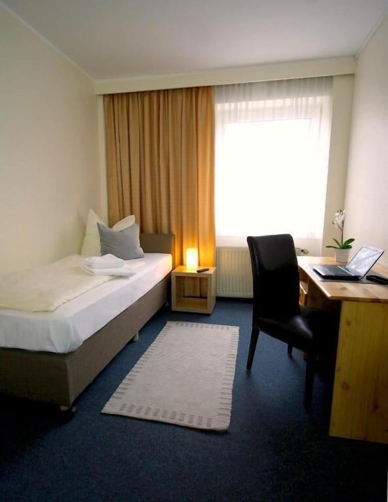 Auto-Parkhotel 24/74