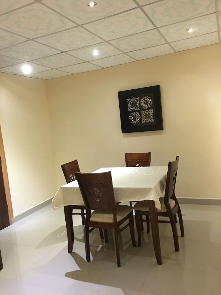 Mutrah Hotel 35/50