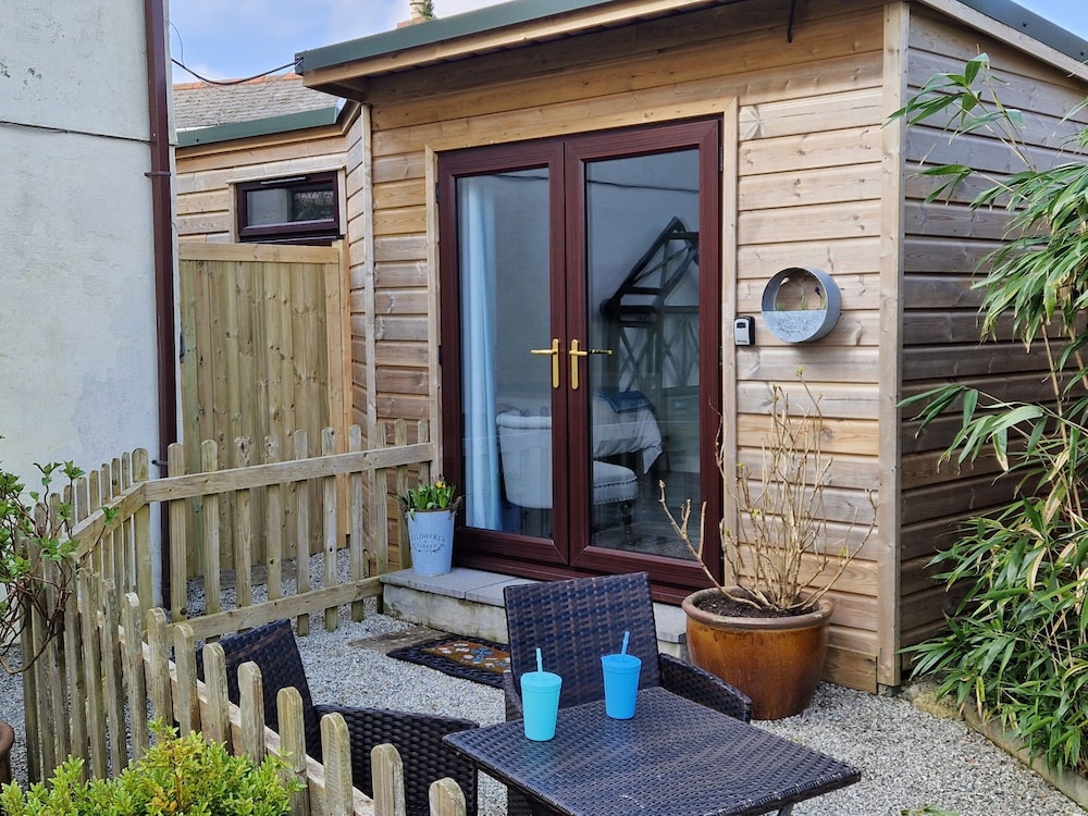 The Cedars B&B 32/56