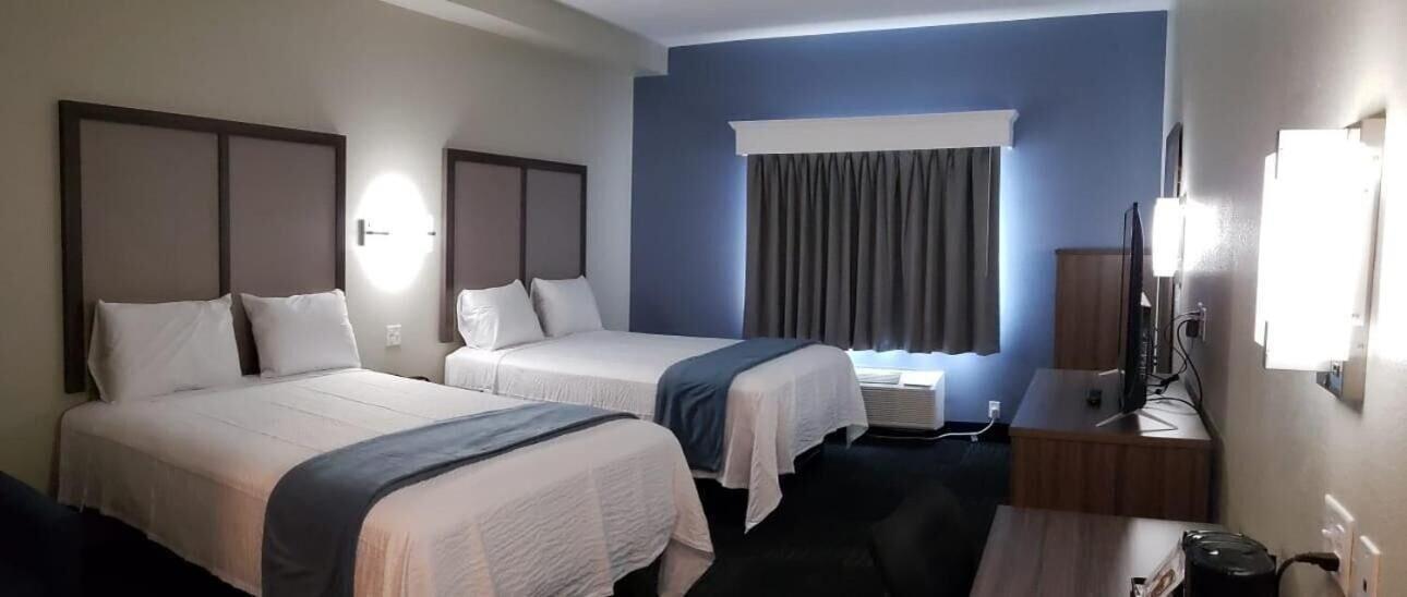 Hotel DeSoto 8/15