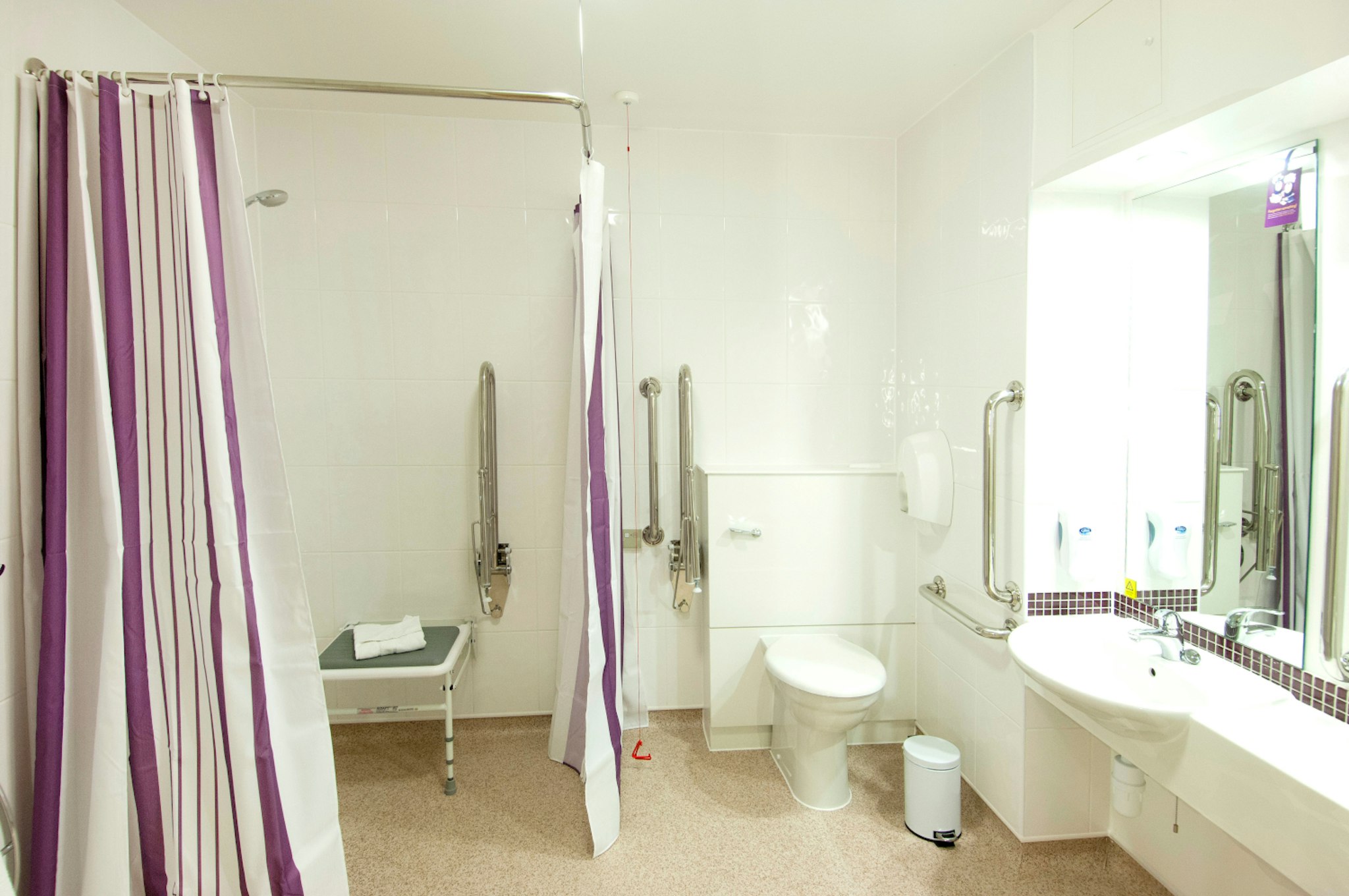 PREMIER INN HIGH WYCOMBE CENTRAL 40/40