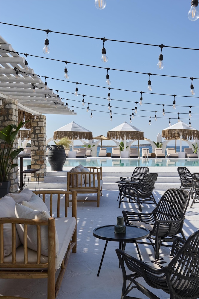 Pounda Resort Paros, a member of Radisson Individuals 43/57