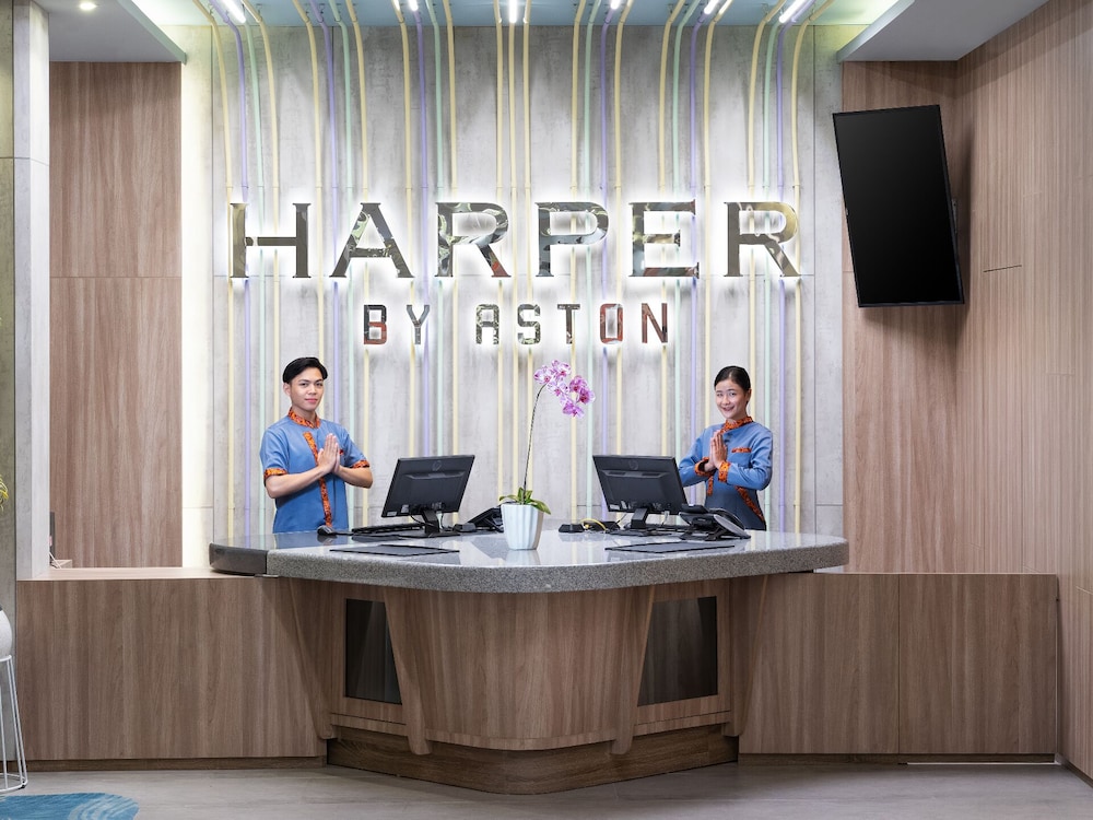 Harper Banjarmasin 22/28