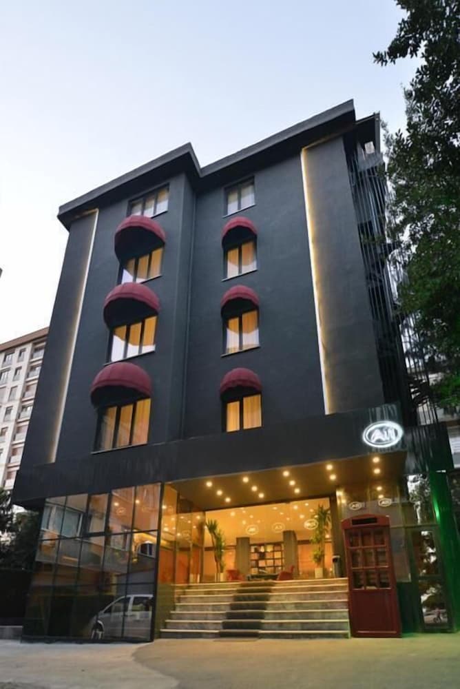 A11 Hotel 2/48