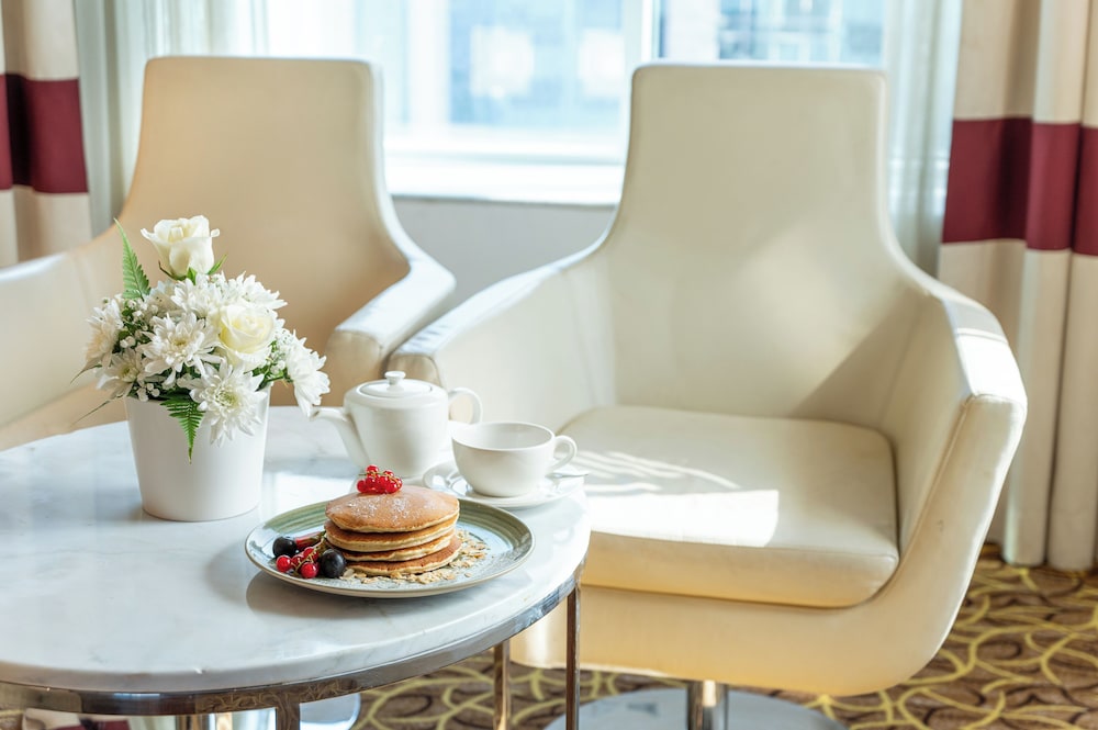 Majestic Premier Hotel Bur Dubai 40/50