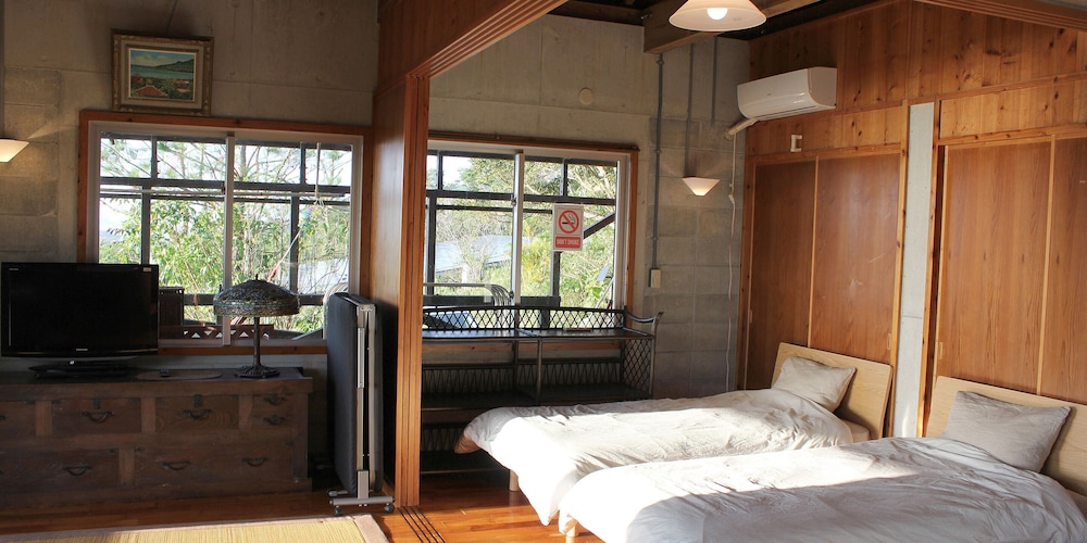 Panorama Ocean View Cottage 7/50