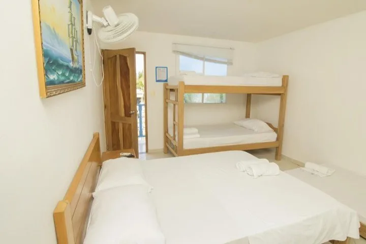 Hotel Brisas Del Mar 5/25