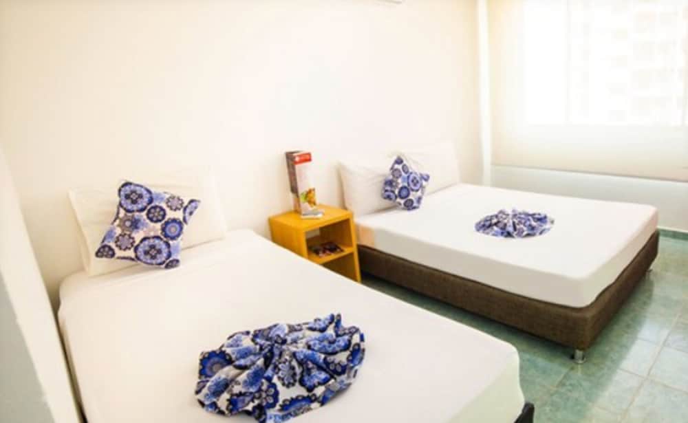 Hotel Porto Bahia 52/77