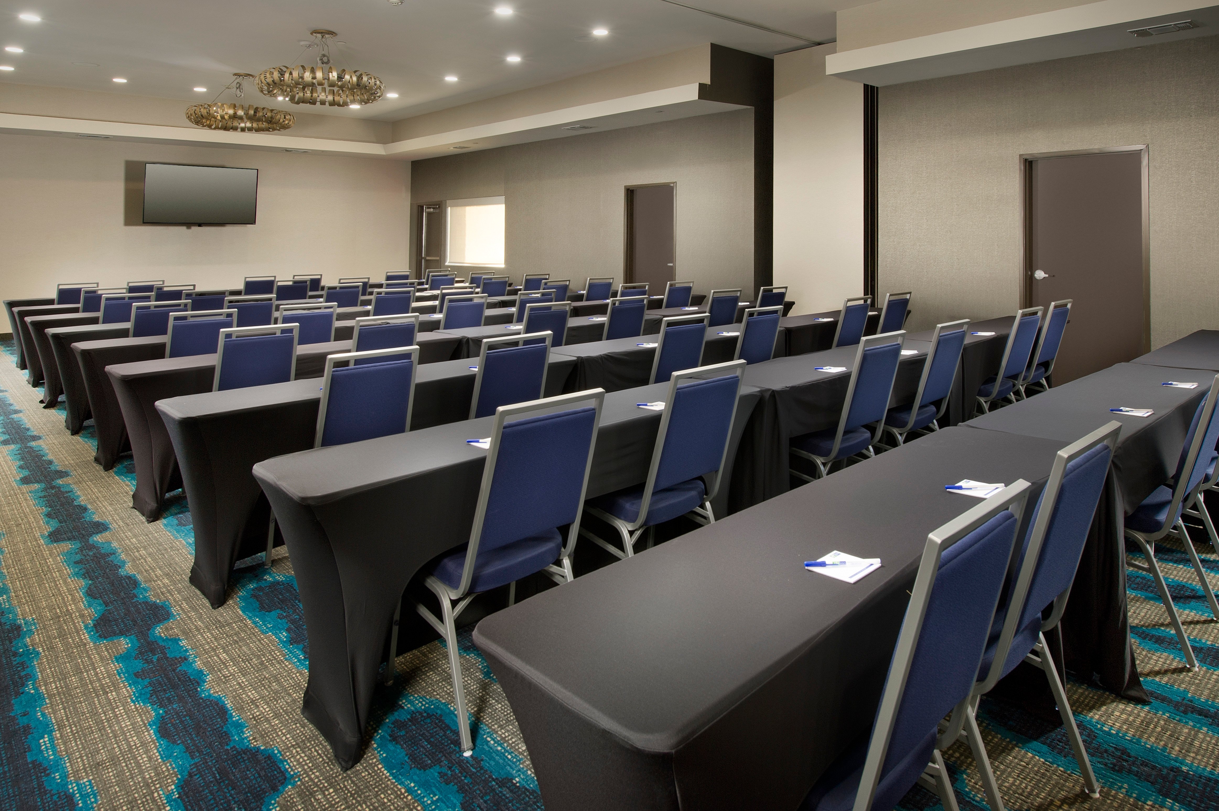 Holiday Inn Express And Suites Waco South 49/56
