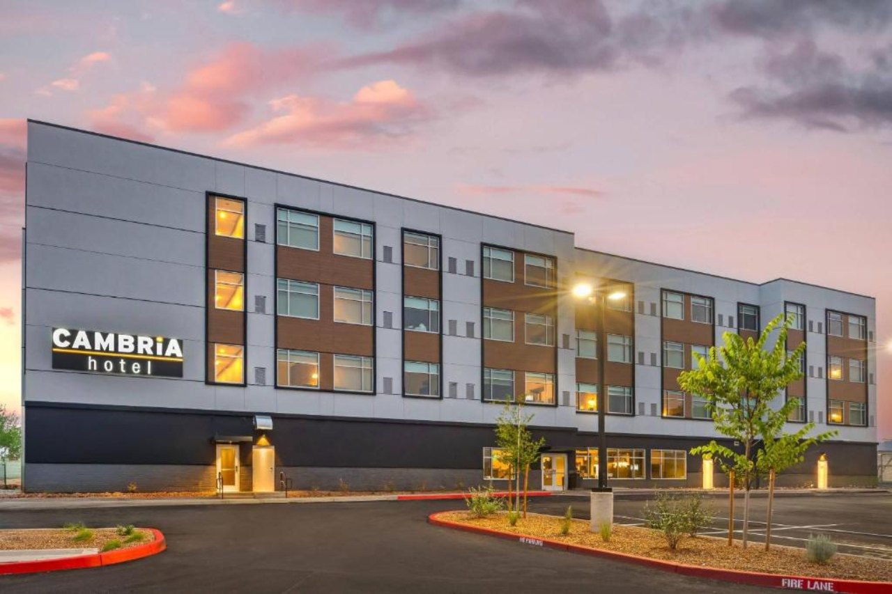 Cambria Hotel Bend - Mt. Bachelor 2/25