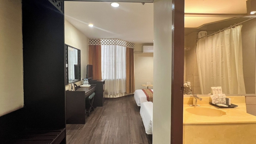 Fortuna Hotel Bangkok 35/39