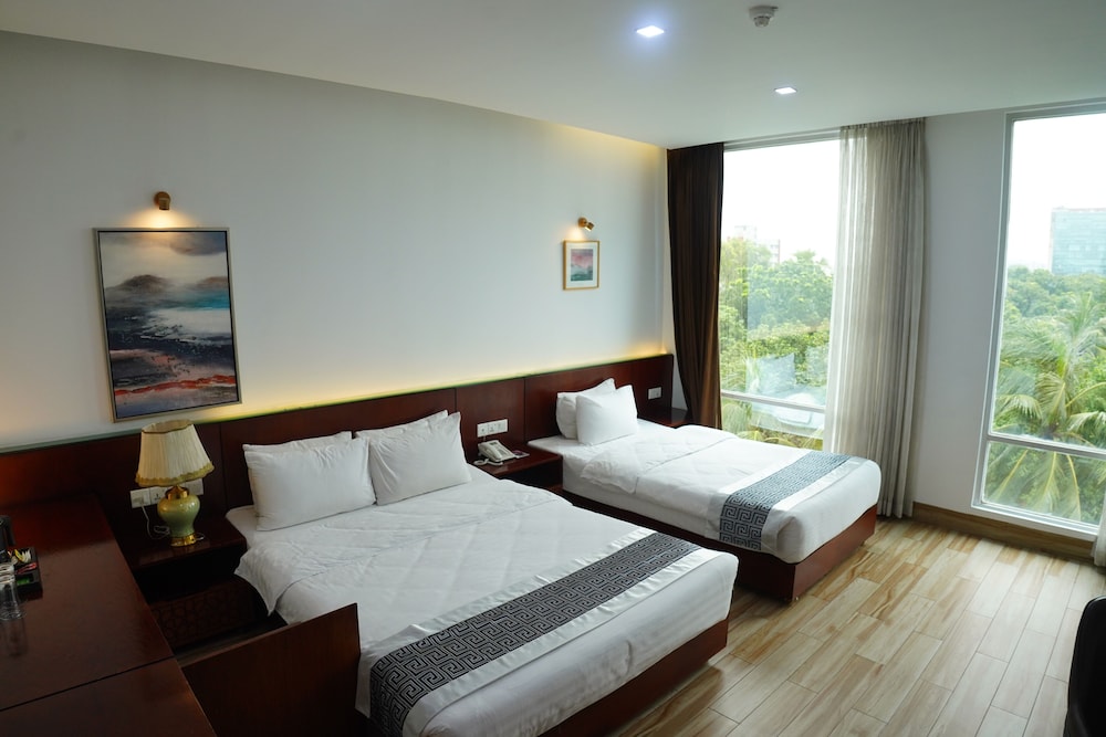 Empyrean Hotel 9/50