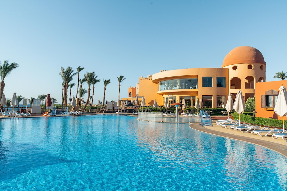 Nubian Island Hotel 67/70