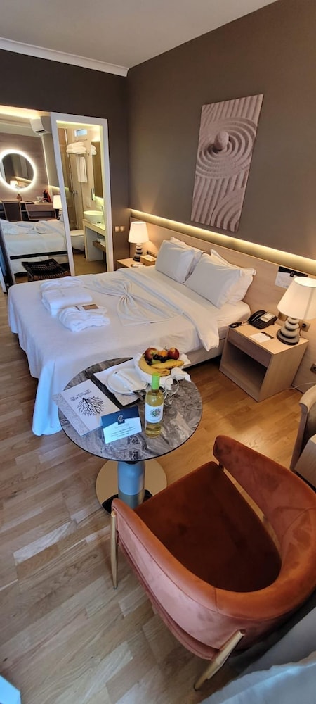 Coral Hotel 33/50