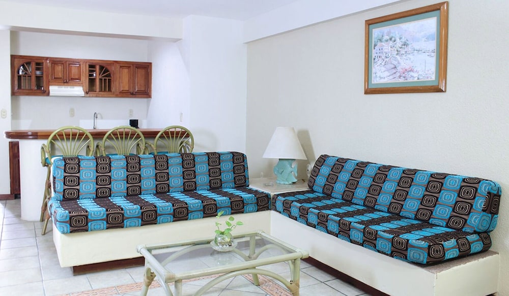 Hotel Playa Marina 26/52