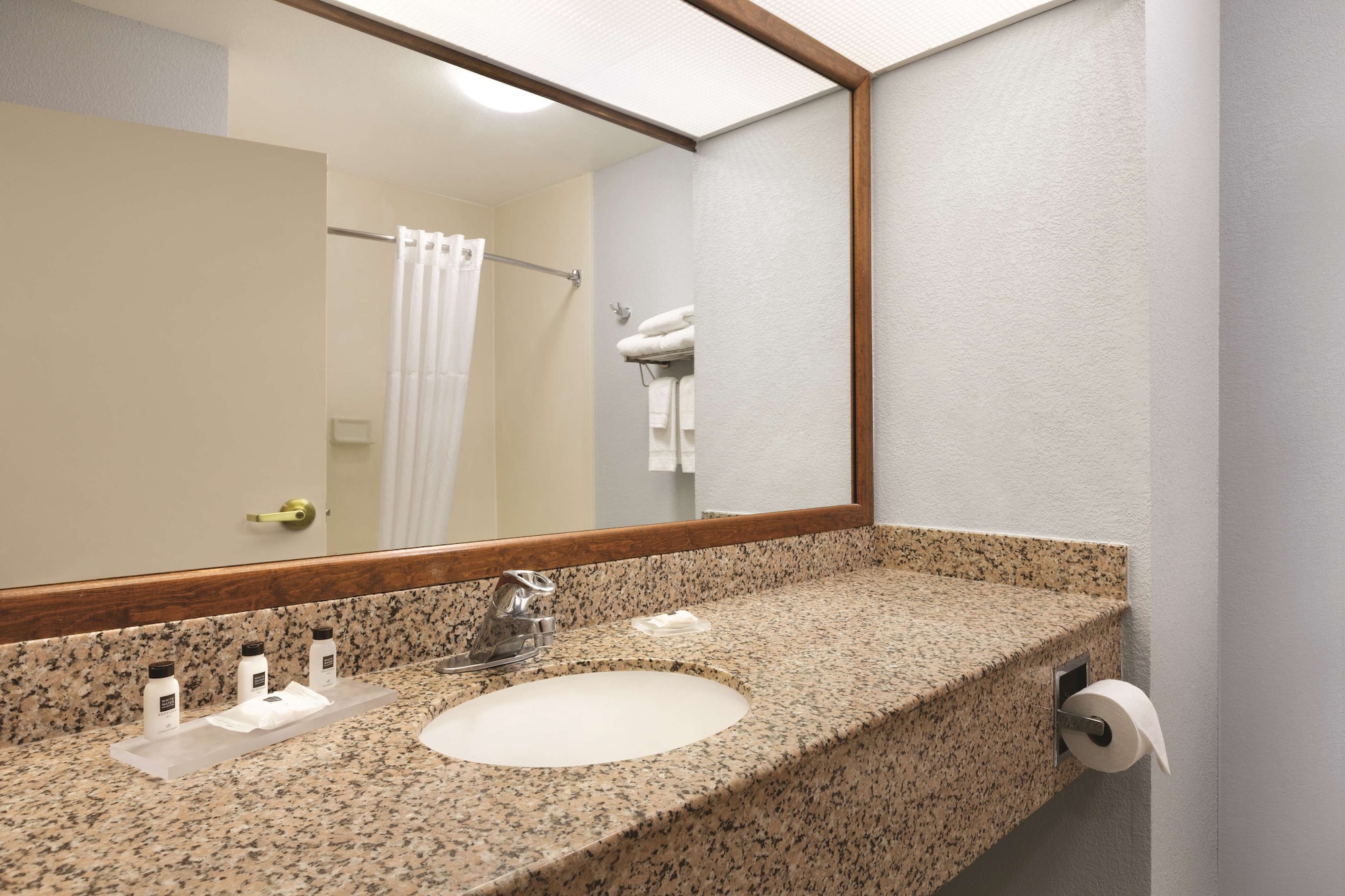 غرفة بسريرين كوين مع أريكة، Comfort Inn & Suites Portland Corpus Christi 5/5