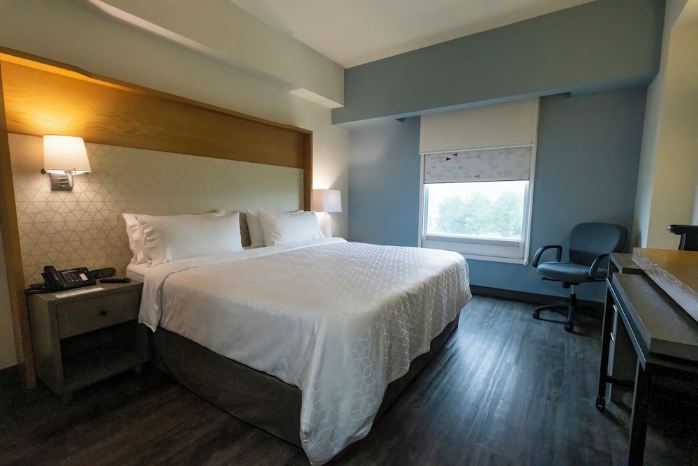 غرفة قياسية بسرير فردي، Holiday Inn Uruapan 9/10
