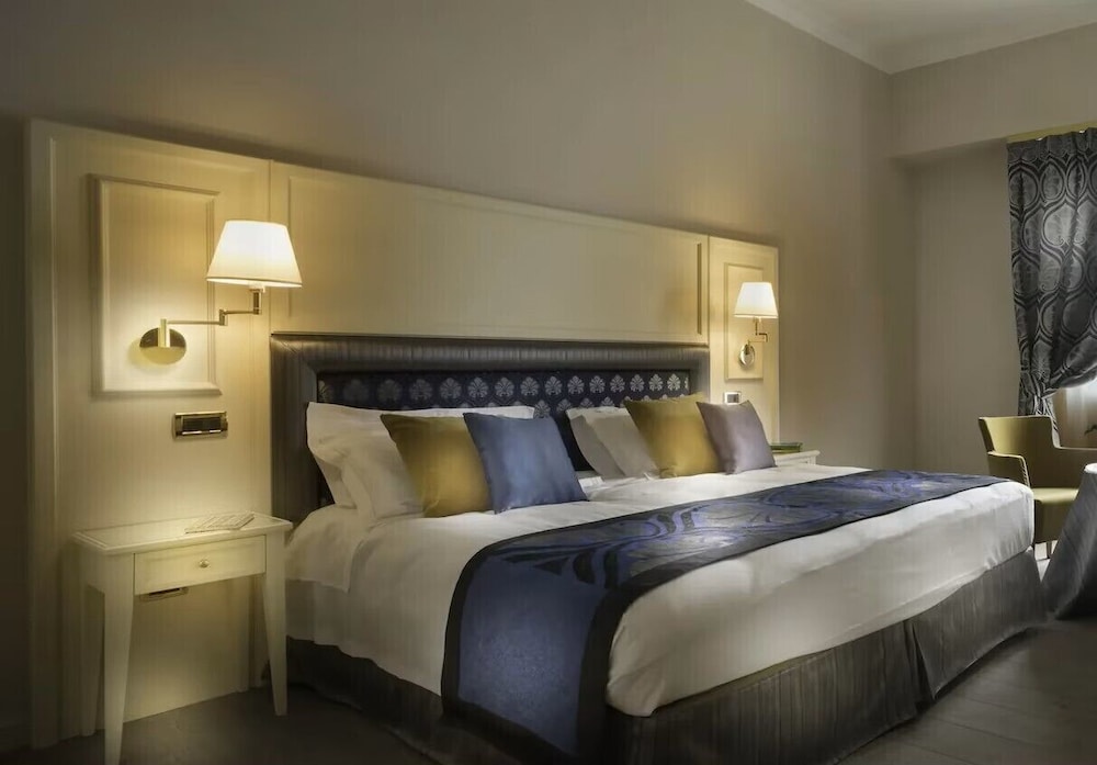 Hotel President 18/50