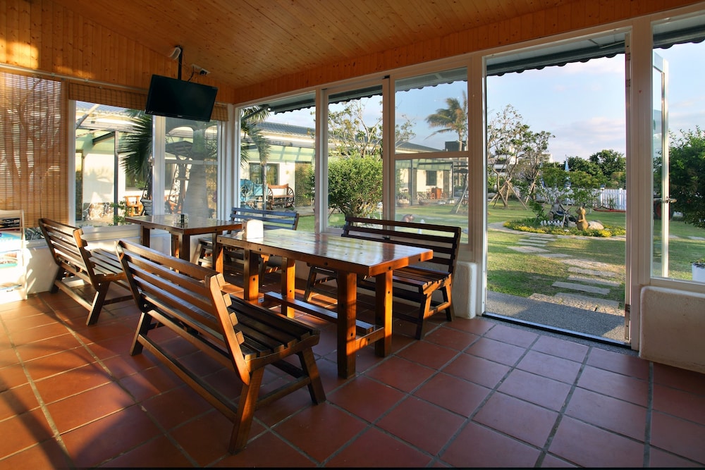 Lan Hai Inn 29/48
