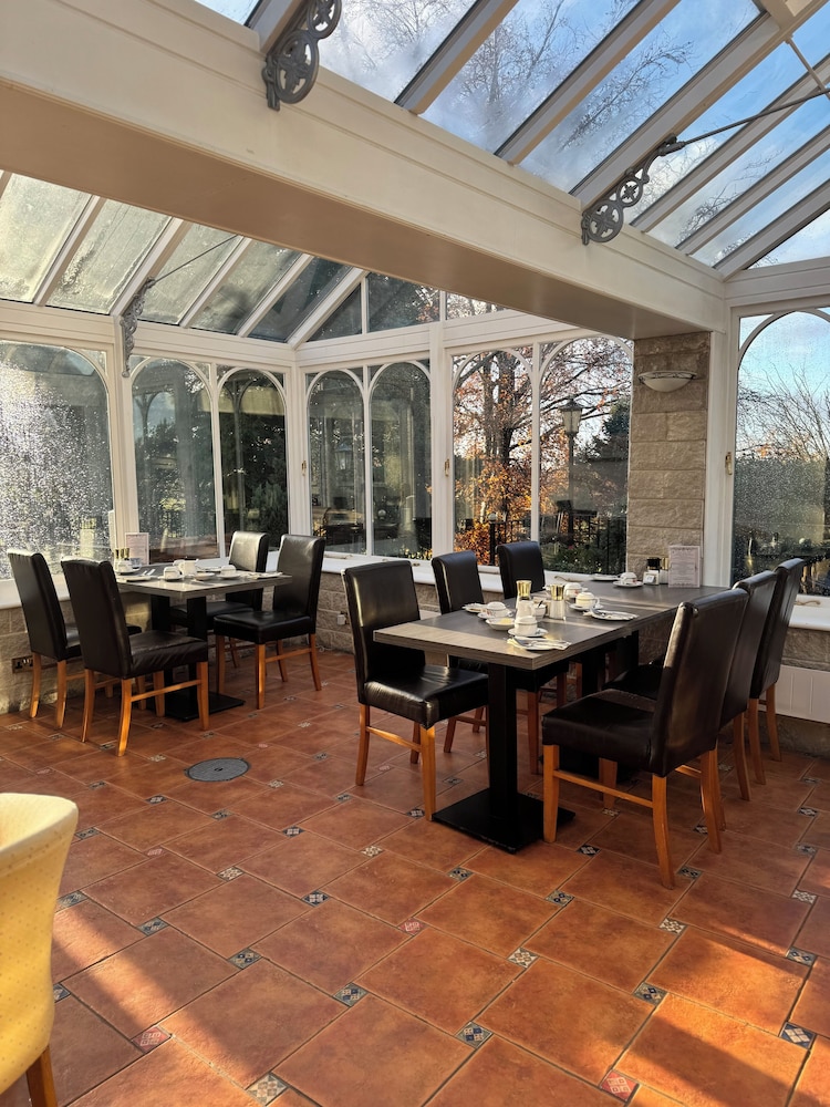 The Dog and Partridge Country Inn 32/50