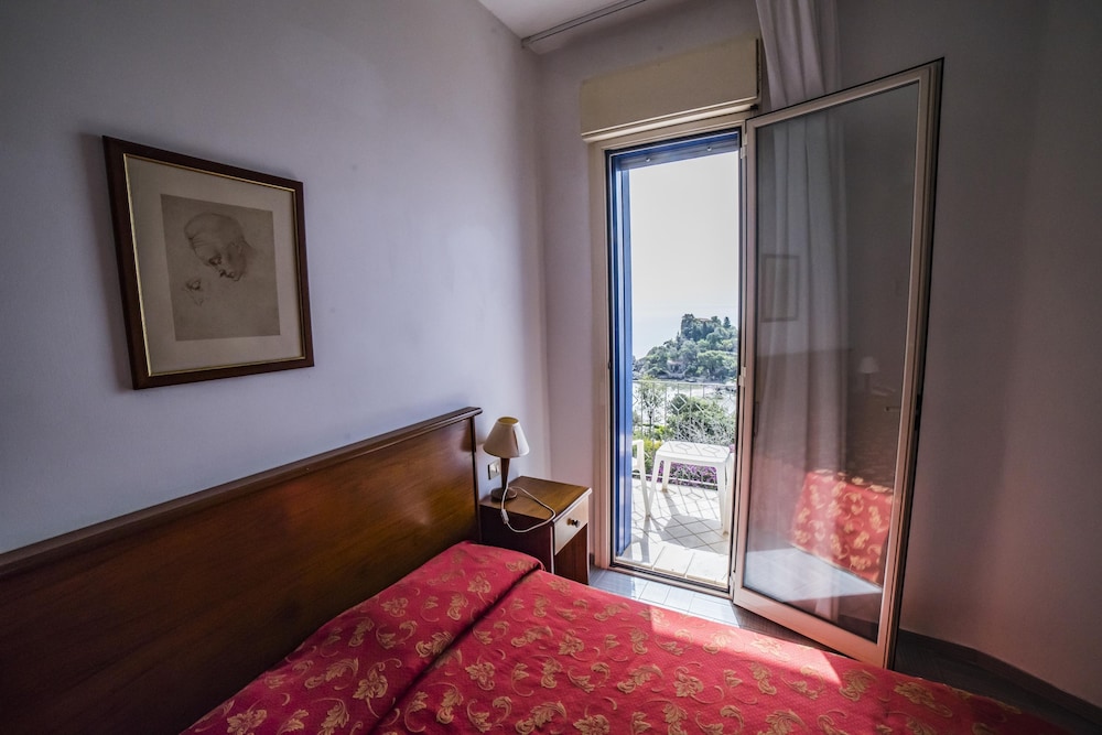 Hotel Isola Bella 11/36