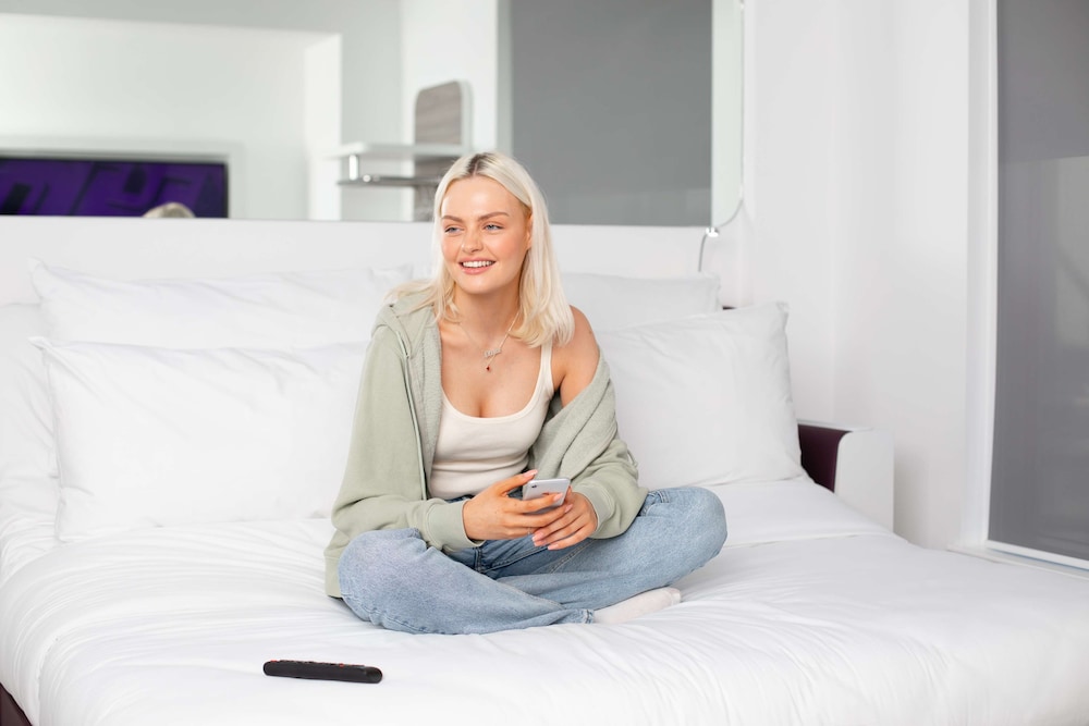 YOTEL London City, Select by Hilton 39/70