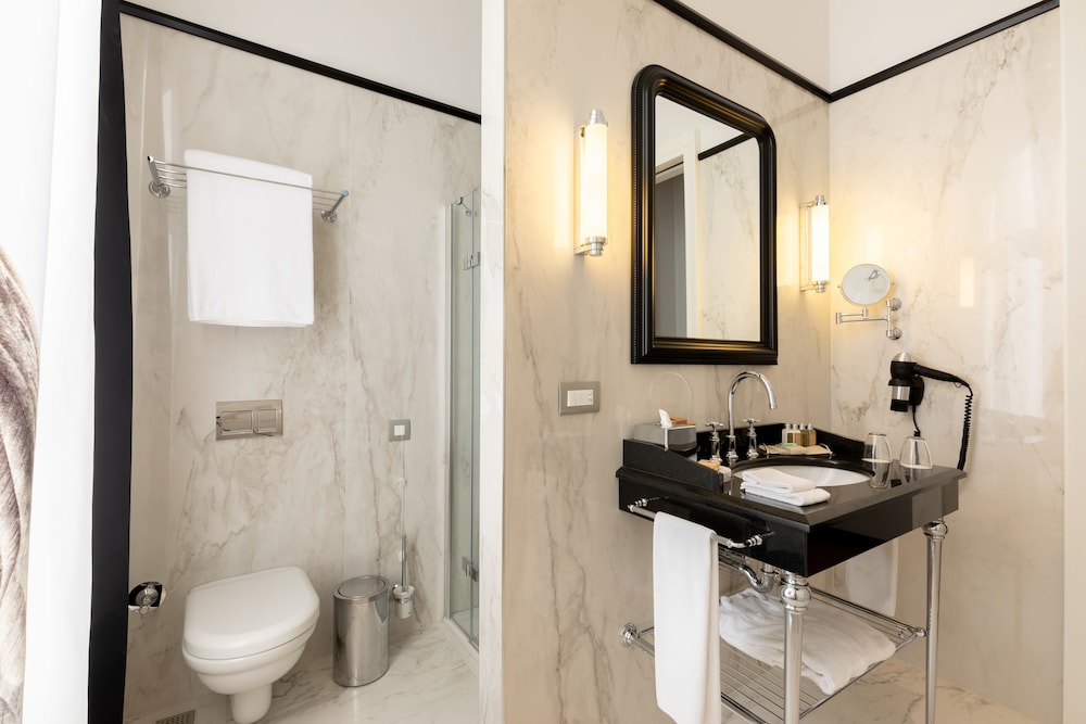 En Hotel Izmir 53/60