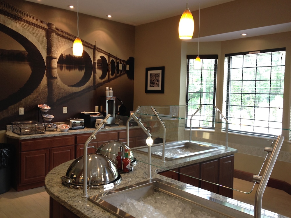 Staybridge Suites Schererville 39/55